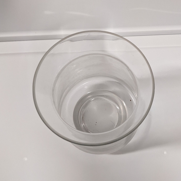 Glass Vase - Picture 3 of 3